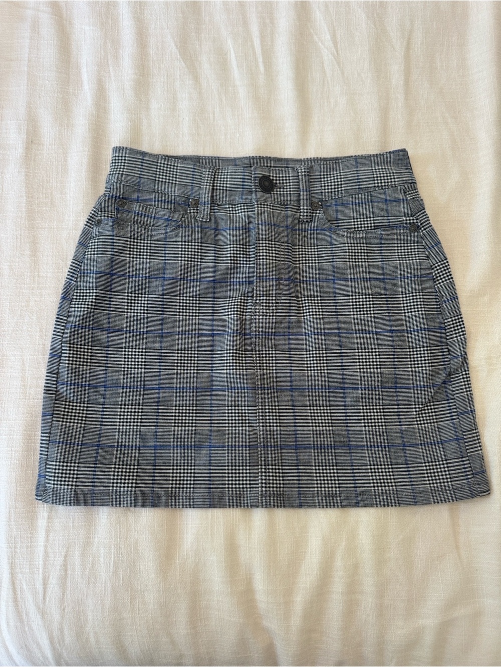 American Eagle Outfitters Gray Plaid Mini Skirt with Blue Accents